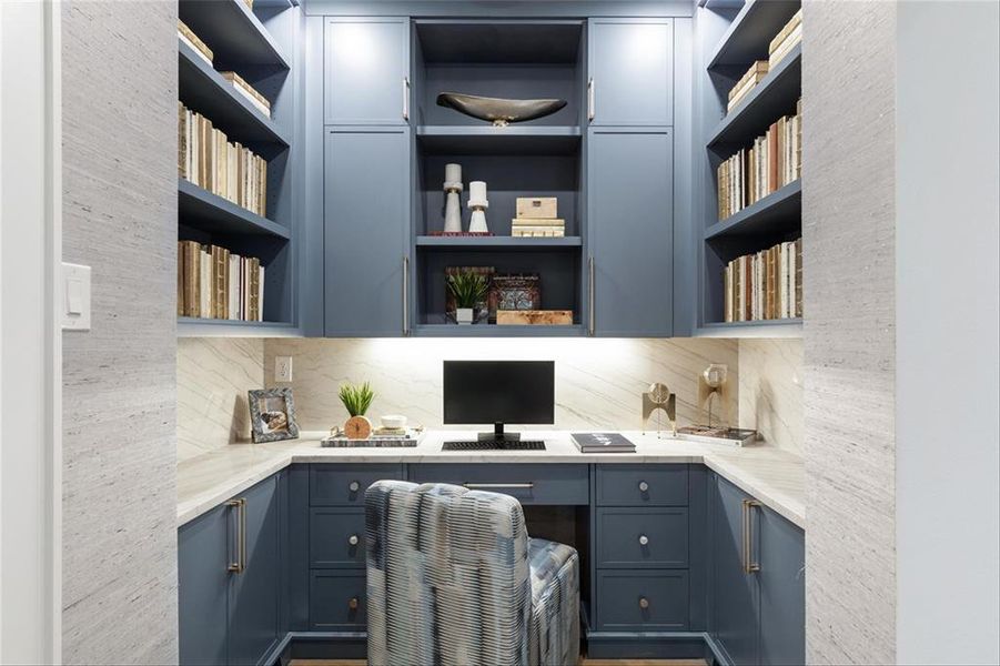 DFW2300SorrelwoodAMALMD044