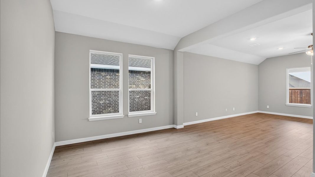 Representative unfurnished interior of a home built from the Legacy by D.R. Horton in Lakeview Pointe, Midlothian (Image 13).