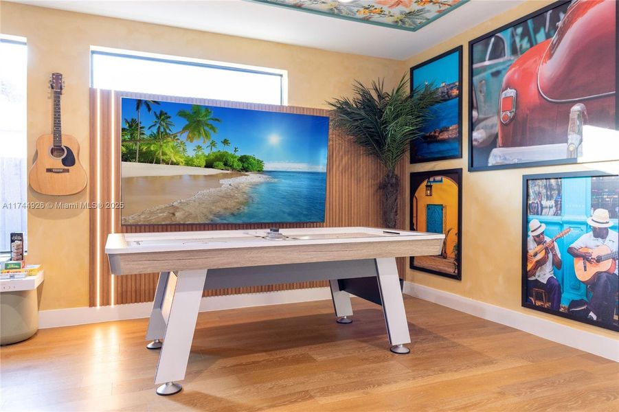 Furnished interior view inside a new home in , Miami (Image 23).