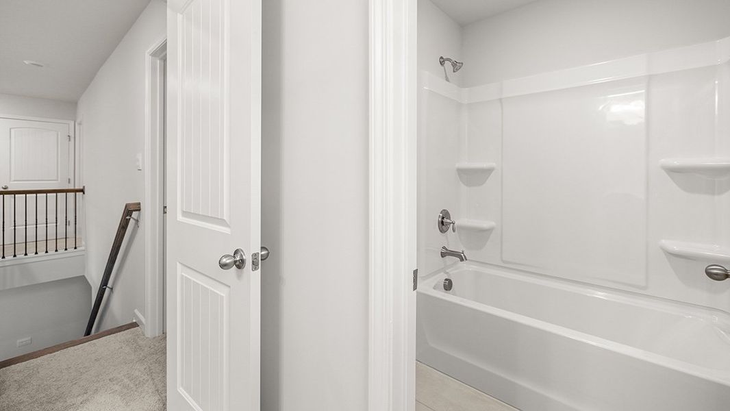 Representative unfurnished interior of a home built from the LYNNBROOK by D.R. Horton in Haven Abbey, Cumming (Image 32). Representative unfurnished interior of a home built from the LYNNBROOK by D.R. Horton in Haven Abbey, Cumming (Image 32).