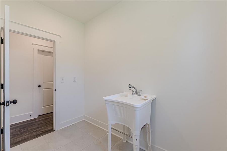 Image 75 of a home in .