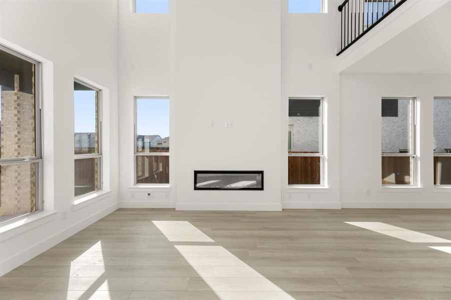 14. 3105 Summer - Family (2)