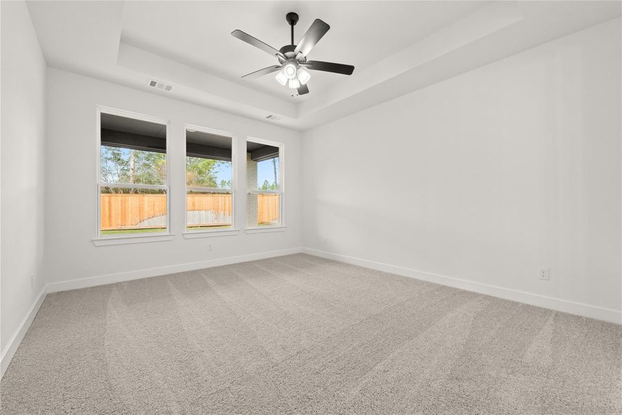 Spacious, unfurnished interior of a new home in Kresston - 40', Montgomery (Image 17).