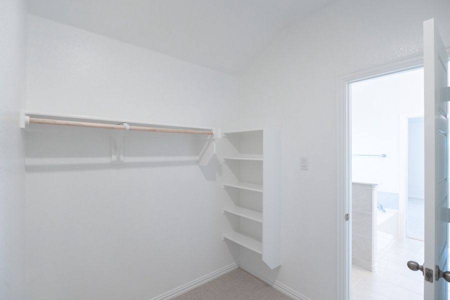 Spacious, unfurnished interior of a new home in Stark Farms, Denton (Image 23). Spacious, unfurnished interior of a new home in Stark Farms, Denton (Image 23).