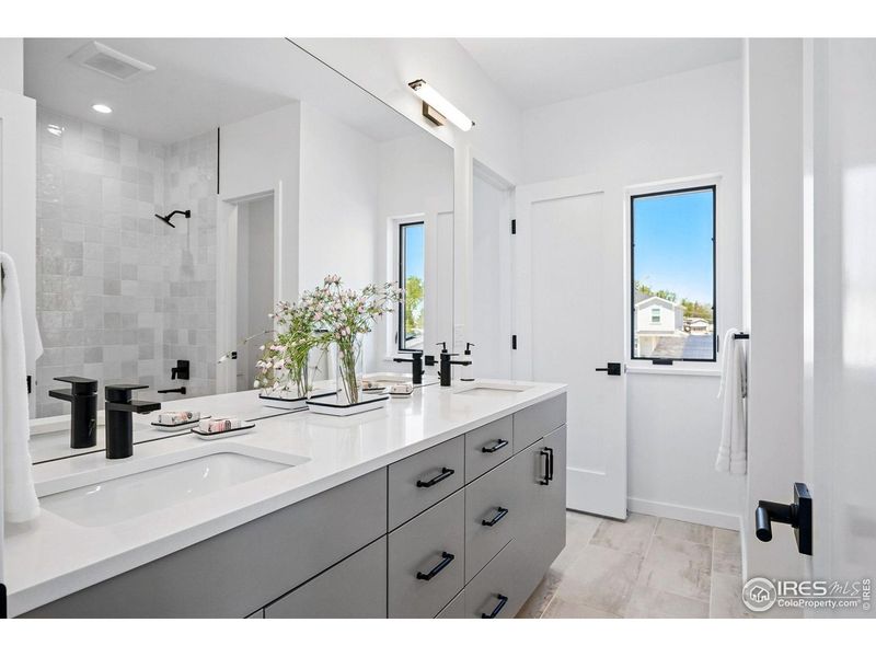 Furnished interior view inside a new home in , Boulder (Image 25).