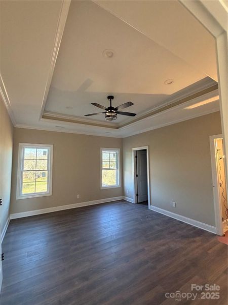 Spacious, unfurnished interior of a new home in , Hickory (Image 12).