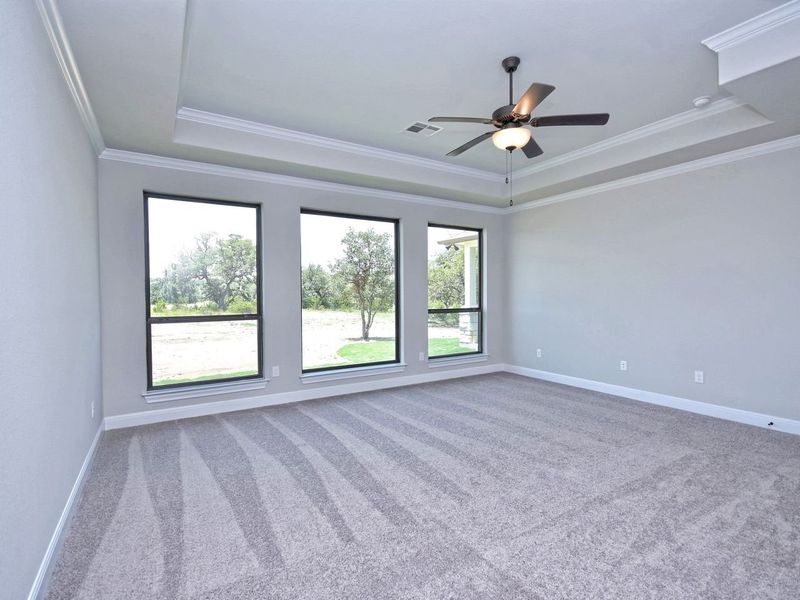 Representative unfurnished interior of a home built from the San Simeon I by Giddens Homes in Clearwater Ranch, Liberty Hill (Image 393).