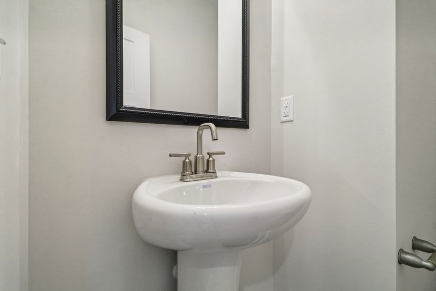 Representative furnished interior of a home built from the Collin II by Great Southern Homes in Cross Creek Golf Club, Seneca (Image 48). Representative furnished interior of a home built from the Collin II by Great Southern Homes in Cross Creek Golf Club, Seneca (Image 48).