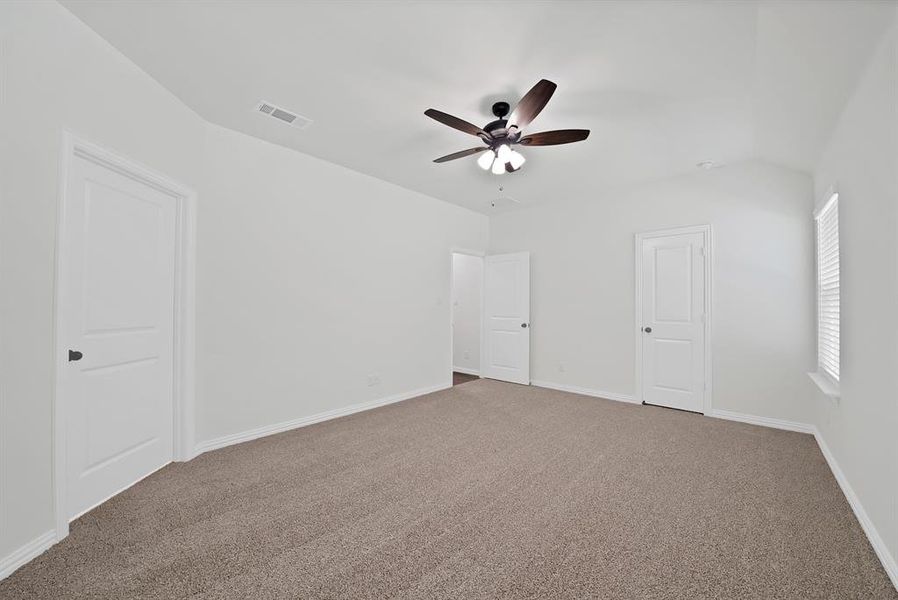 Spacious, unfurnished interior of a new home in , Poolville (Image 18).