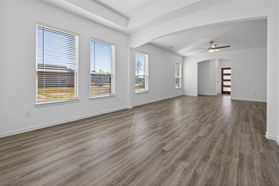 Spacious, unfurnished interior of a new home in Enclave at Willis, Willis (Image 14).