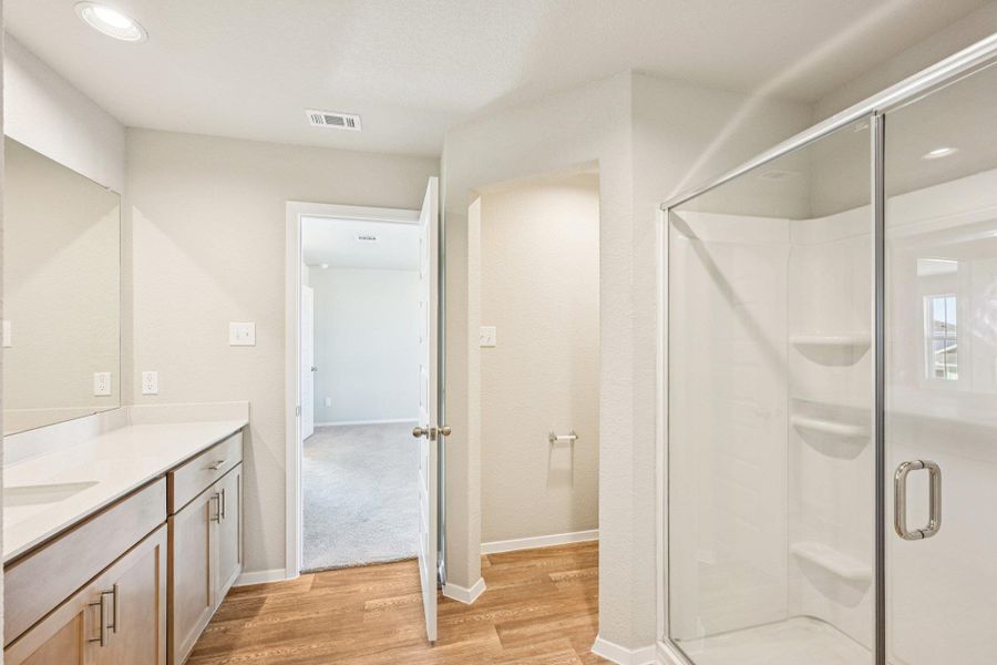 Furnished interior view inside a new home in Cascade, Liberty Hill (Image 10).