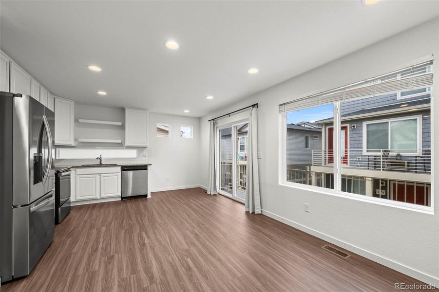 Image 22 of a home in .