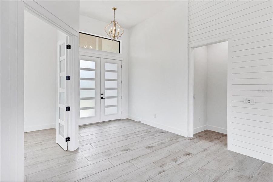 Spacious, unfurnished interior of a new home in , Port Charlotte (Image 42).
