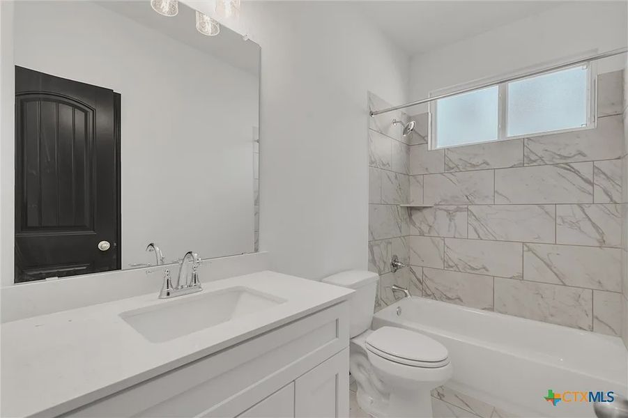 Furnished interior view inside a new home in Heritage Oaks, Killeen (Image 6).