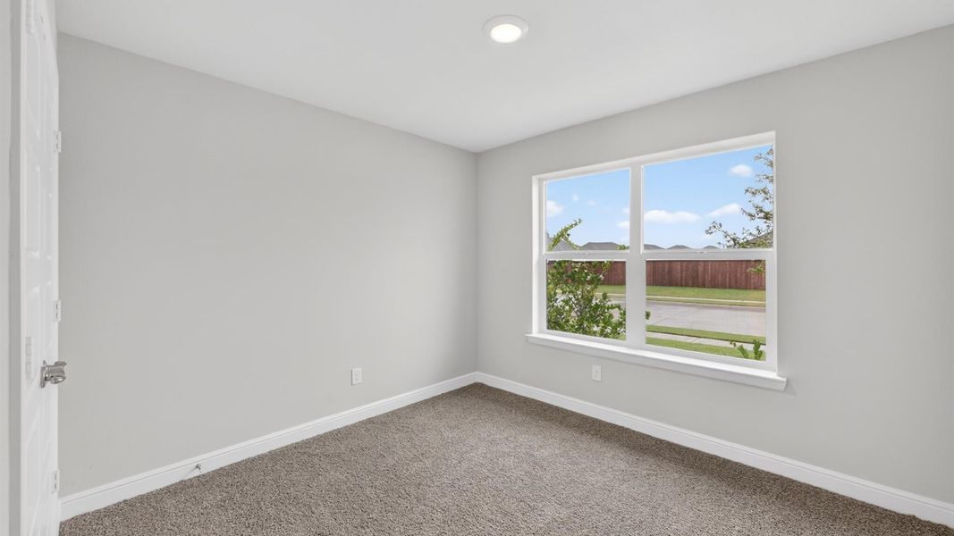 Spacious, unfurnished interior of a new home in Sandstone Estates, Granbury (Image 18).