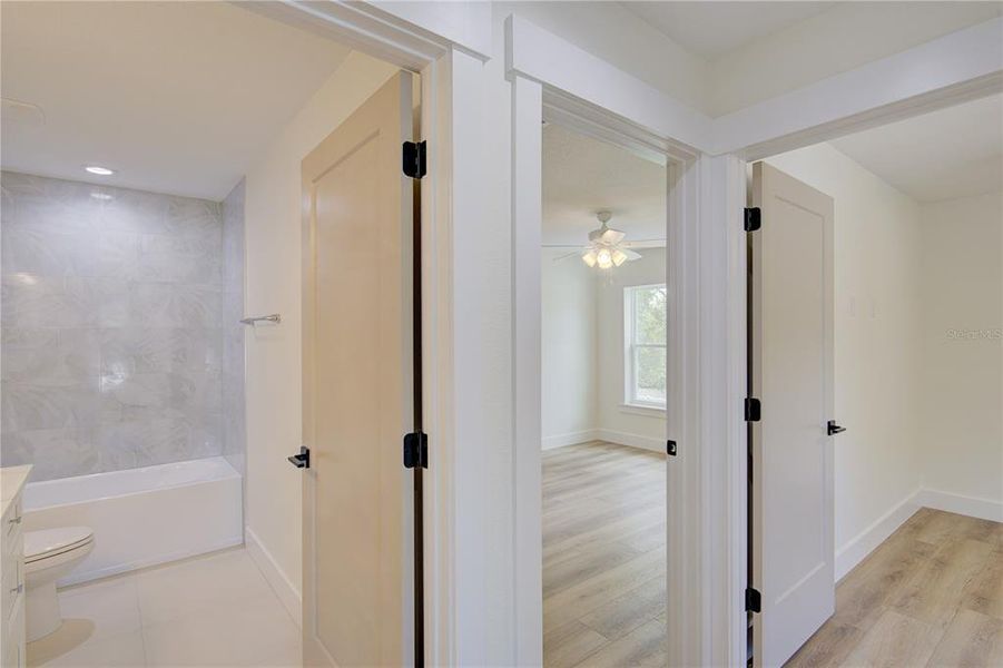 Spacious, unfurnished interior of a new home in , Mount Dora (Image 42). Spacious, unfurnished interior of a new home in , Mount Dora (Image 42).