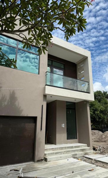 Image 3 of a home in . Image 3 of a home in .