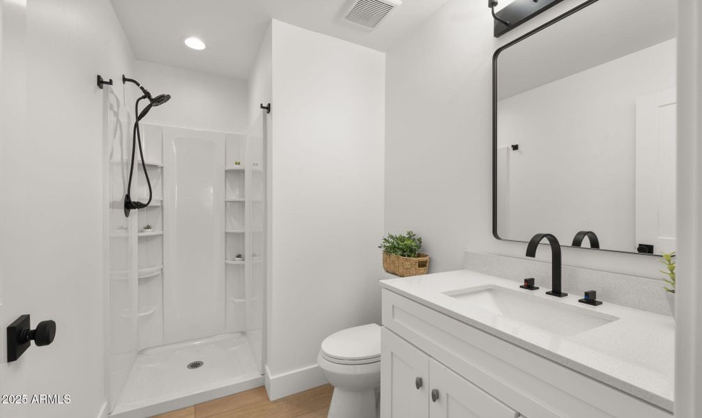 Bath in office Bath in office