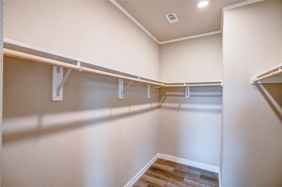 Spacious, unfurnished interior of a new home in , Springtown (Image 15).