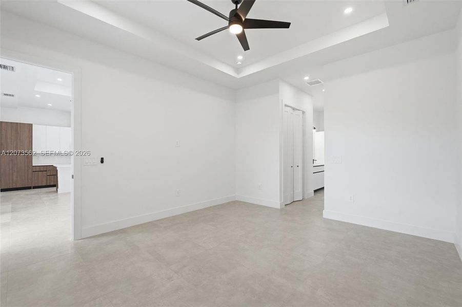 Spacious, unfurnished interior of a new home in , Cape Coral (Image 14). Spacious, unfurnished interior of a new home in , Cape Coral (Image 14).
