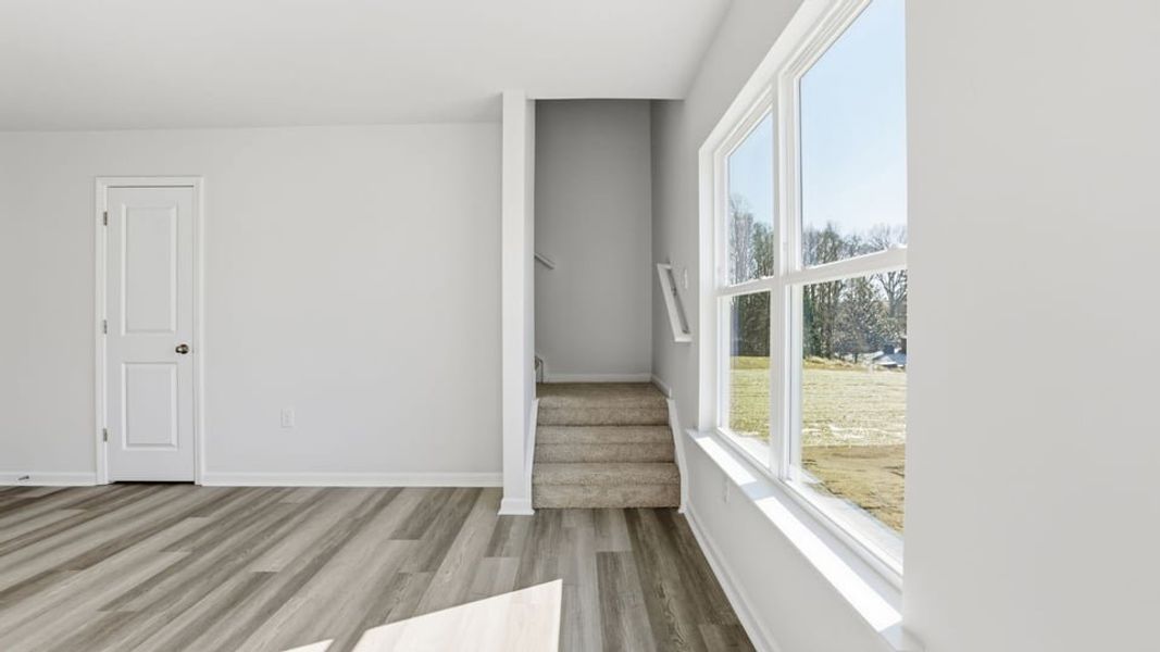 Spacious, unfurnished interior of a new home in Varner Station, Woodruff (Image 27).