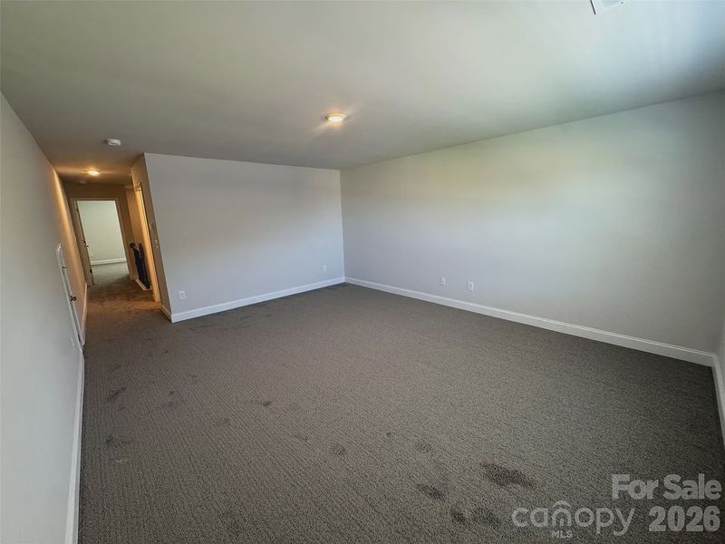 Spacious, unfurnished interior of a new home in Lauren Pines, York (Image 26).