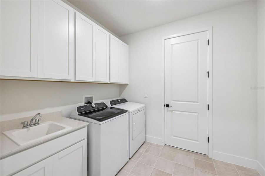 Furnished interior view inside a new home in , Ormond Beach (Image 5).