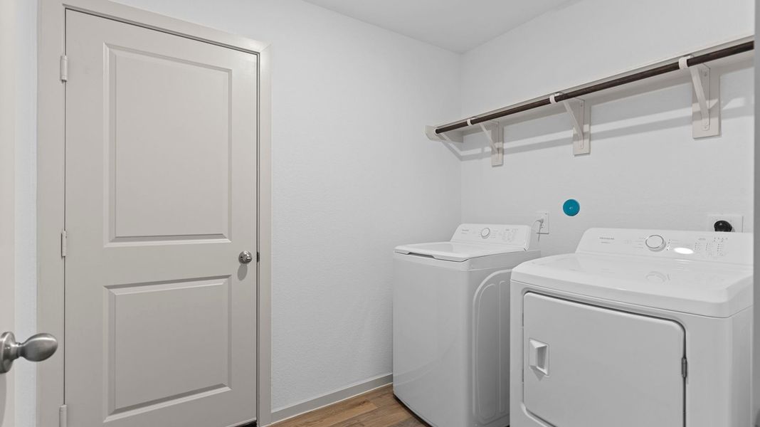 Furnished interior view inside a new home in Watermark, Alvin (Image 6).