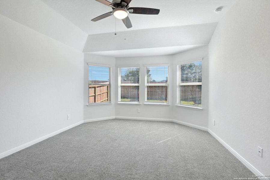 Spacious, unfurnished interior of a new home in Royal Crest, San Antonio (Image 40). Spacious, unfurnished interior of a new home in Royal Crest, San Antonio (Image 40).