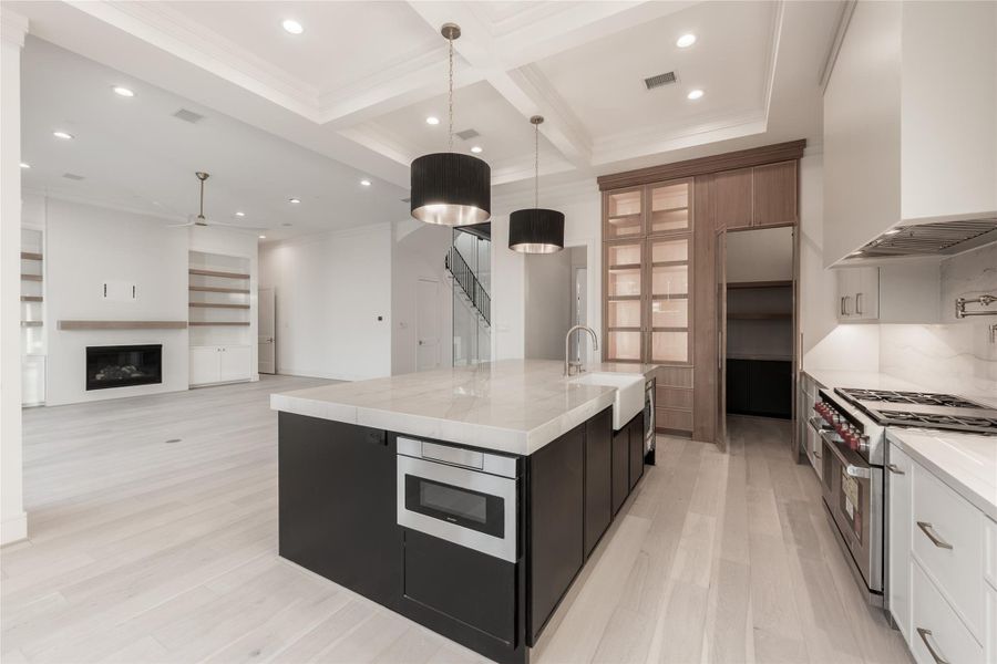 Furnished interior view inside a new home in , Bellaire (Image 17).