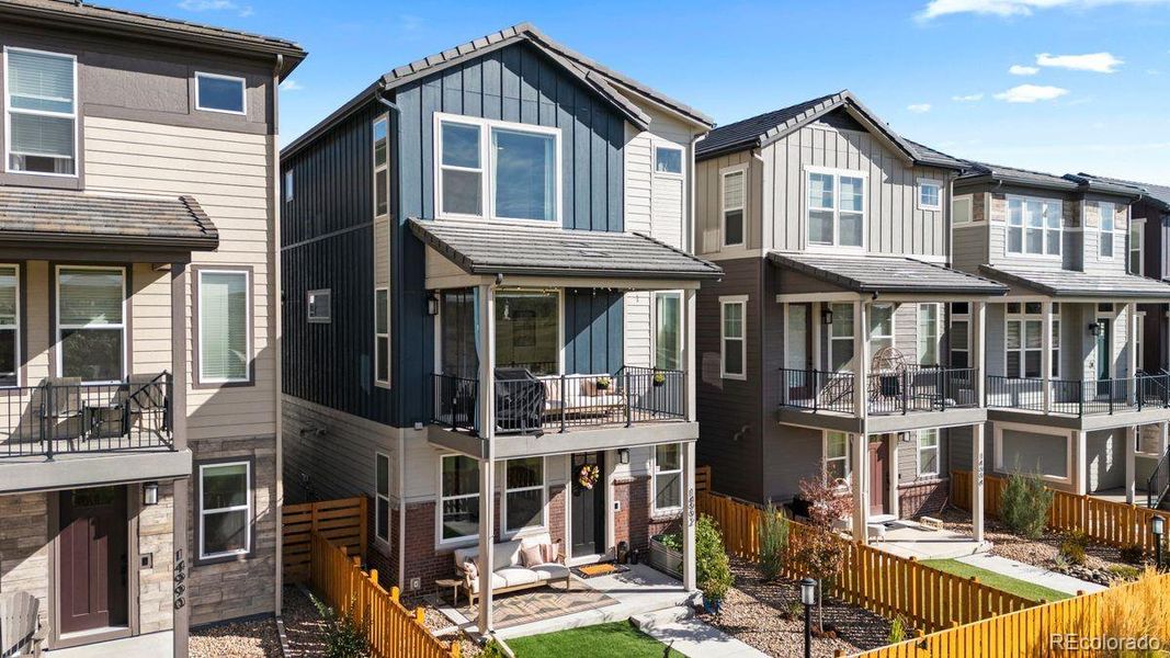 Urban Living with Suburban Tranquility