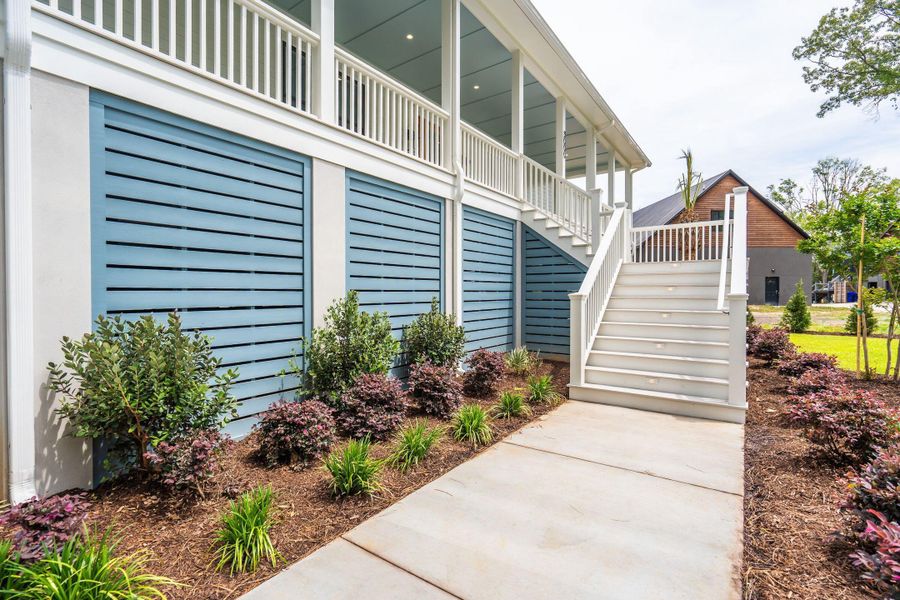Exterior details and patio area of a home in , Johns Island (Image 34).