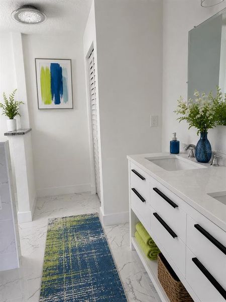 Furnished interior view inside a new home in , Ocala (Image 7).