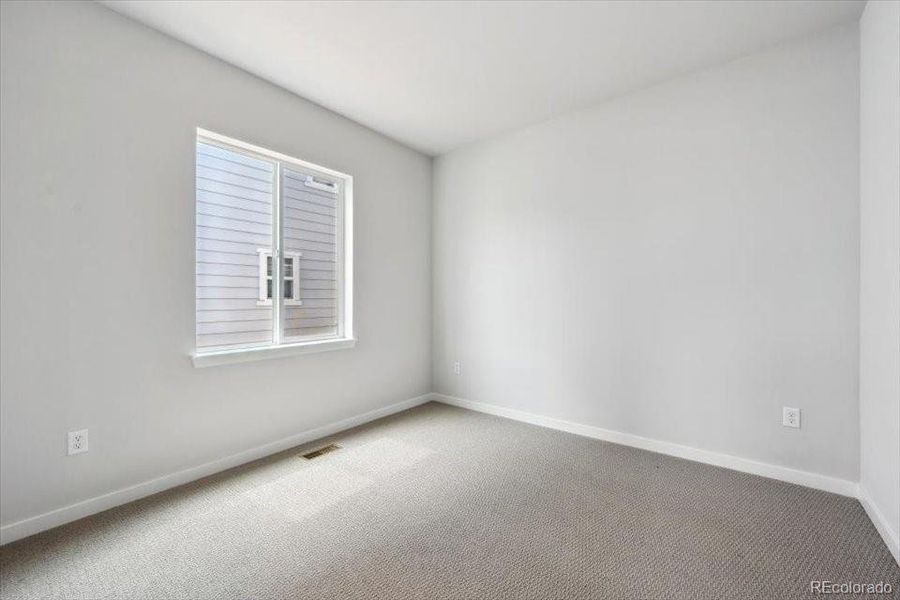 Spacious, unfurnished interior of a new home in Prestige Collection at Parkdale Commons, Lafayette (Image 14).