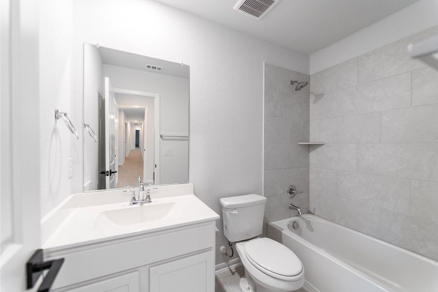 Furnished interior view inside a new home in Santa Rita Ranch, Liberty Hill (Image 10).