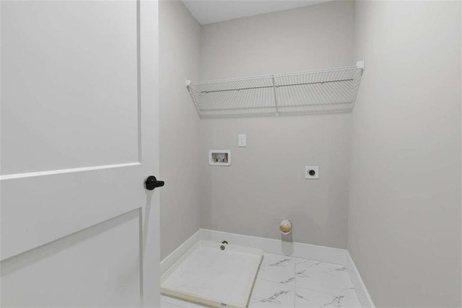 Spacious, unfurnished interior of a new home in , Griffin (Image 19).