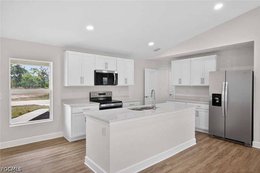 Furnished interior view inside a new home in Cape Coral, Cape Coral (Image 10).