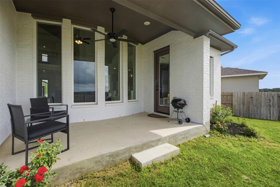 Exterior details and patio area of a home in Nolina, Georgetown (Image 25).