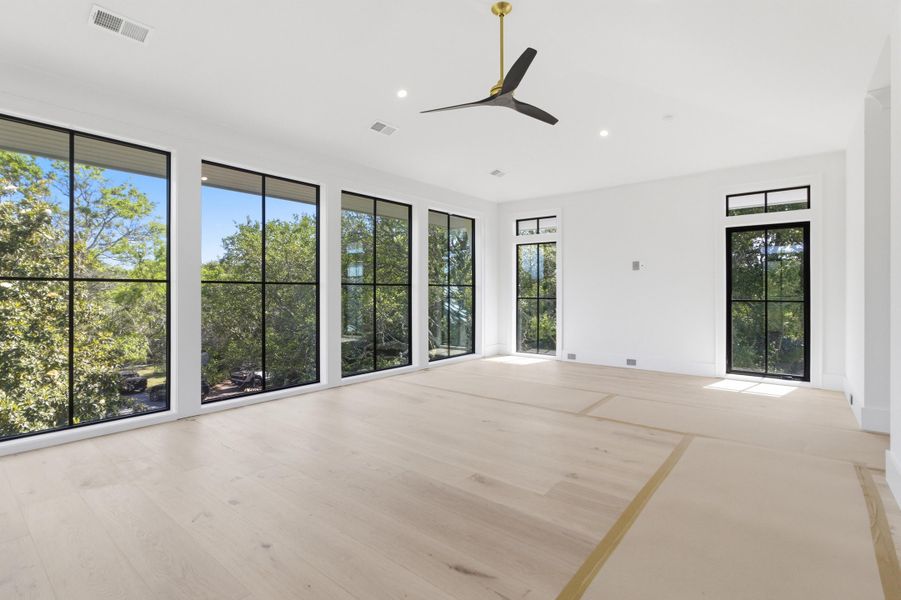 Spacious, unfurnished interior of a new home in , Isle Of Palms (Image 42). Spacious, unfurnished interior of a new home in , Isle Of Palms (Image 42).