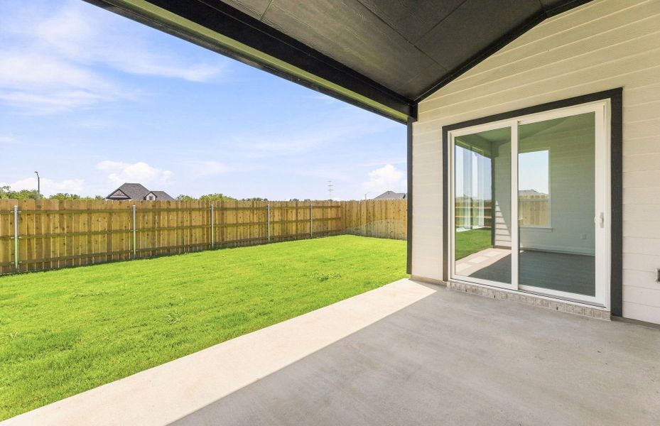 Exterior details and patio area of a home in Kuempel Estates, Pflugerville (Image 27).