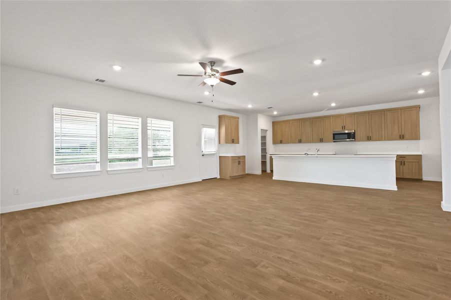 Spacious, unfurnished interior of a new home in Blue Heron Estates, Beasley (Image 19).