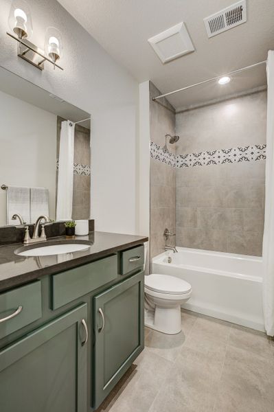 Representative furnished interior of a home built from the The Barrington 2 by Landmark Homes in Highlands at Fox Hill, Longmont (Image 39). Representative furnished interior of a home built from the The Barrington 2 by Landmark Homes in Highlands at Fox Hill, Longmont (Image 39).