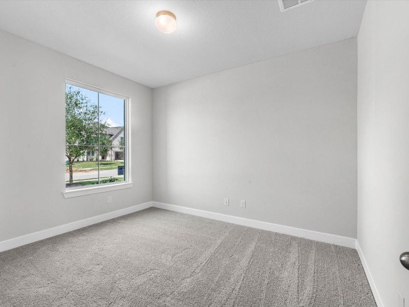 Spacious, unfurnished interior of a new home in Lago Mar - 60', Texas City (Image 16).