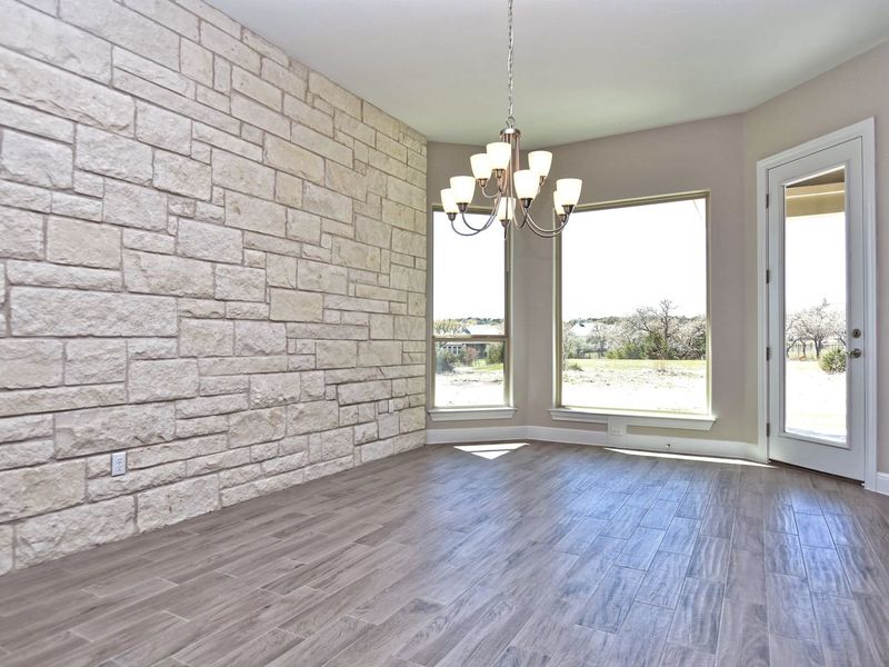 Representative unfurnished interior of a home built from the San Simeon I by Giddens Homes in Clearwater Ranch, Liberty Hill (Image 434).