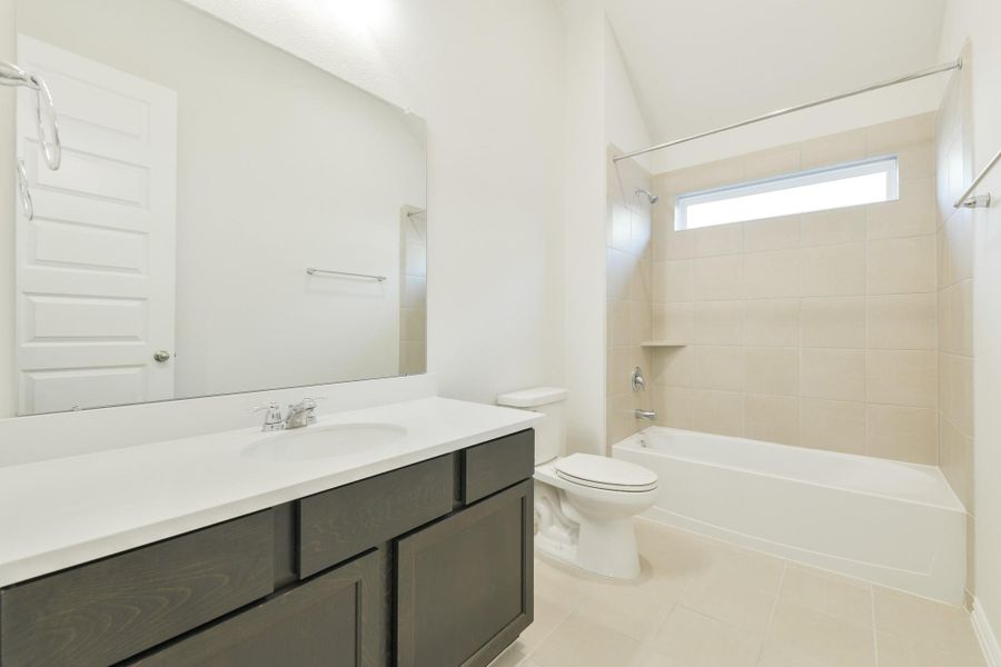 Furnished interior view inside a new home in Oakwood Estates, Waller (Image 6).