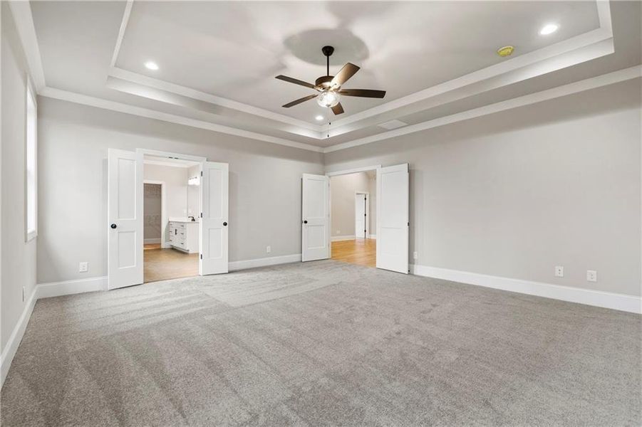 Spacious, unfurnished interior of a new home in , Marietta (Image 31).