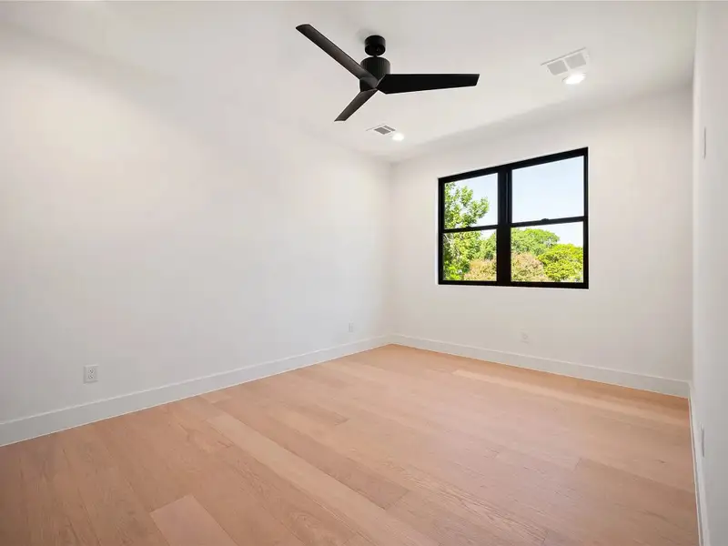 Spacious, unfurnished interior of a new home in , Dallas (Image 21). Spacious, unfurnished interior of a new home in , Dallas (Image 21).