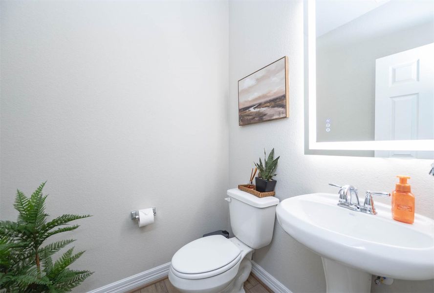 Furnished interior view inside a new home in Sunterra 60ft, Katy (Image 14). Furnished interior view inside a new home in Sunterra 60ft, Katy (Image 14).