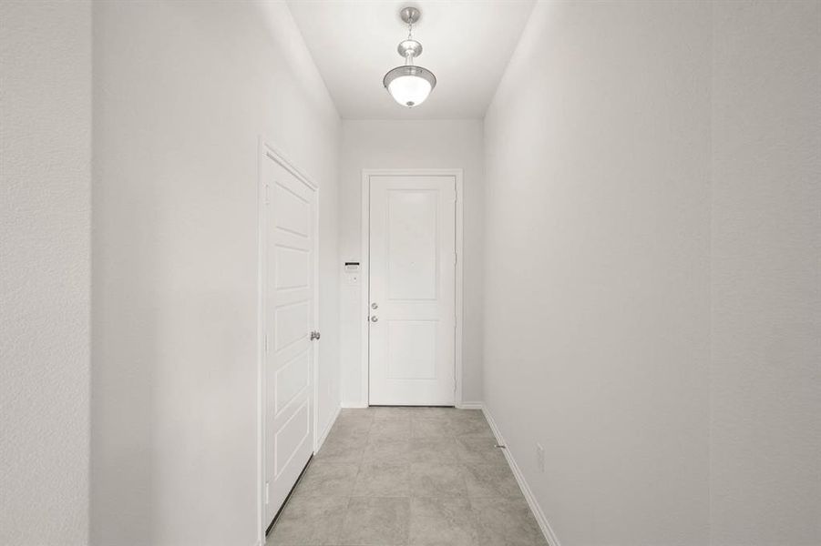 914 Madeiline- Entry-1