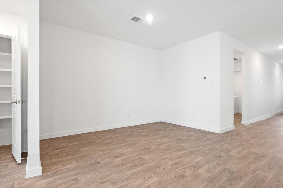 Spacious, unfurnished interior of a new home in Emberly, Beasley (Image 20).